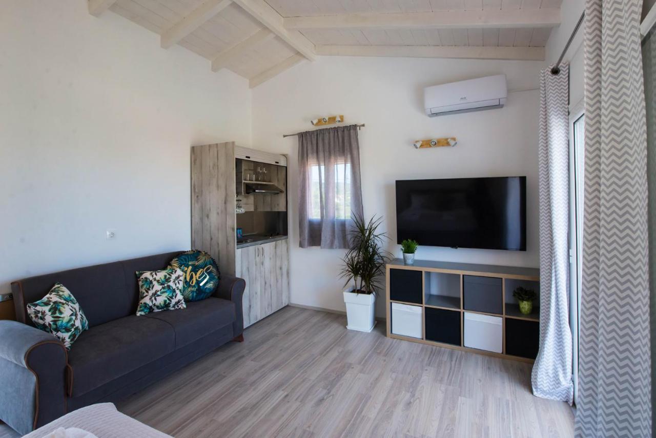 Acharavi Beach Villa Dış mekan fotoğraf